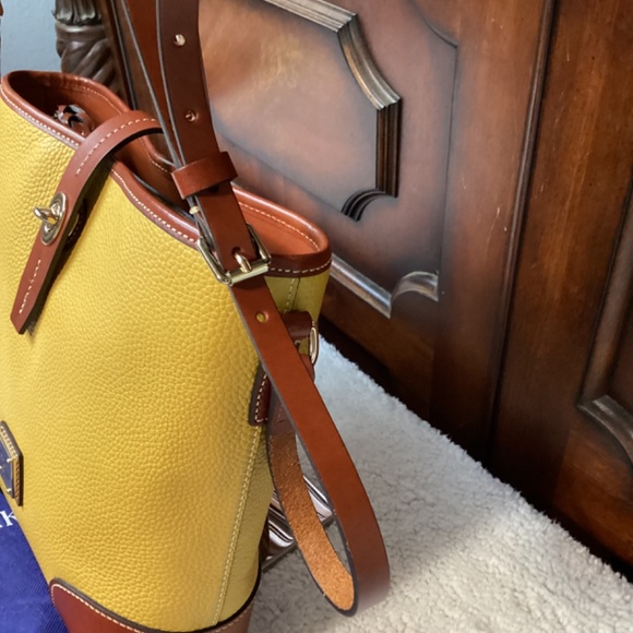 Dooney & Bourke Pebble Leather Crossbody - Picture 3 of 13